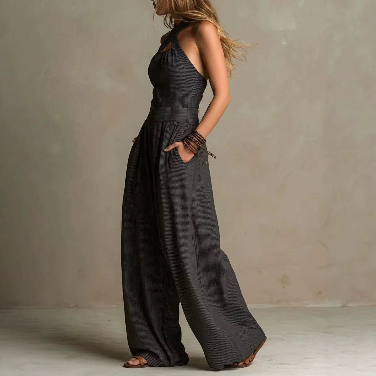 Ariana™ | Eleganter Jumpsuit mit überkreuztem Ausschnitt