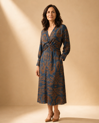 Isadora – Midi-Kleid mit künstlerischem Muster